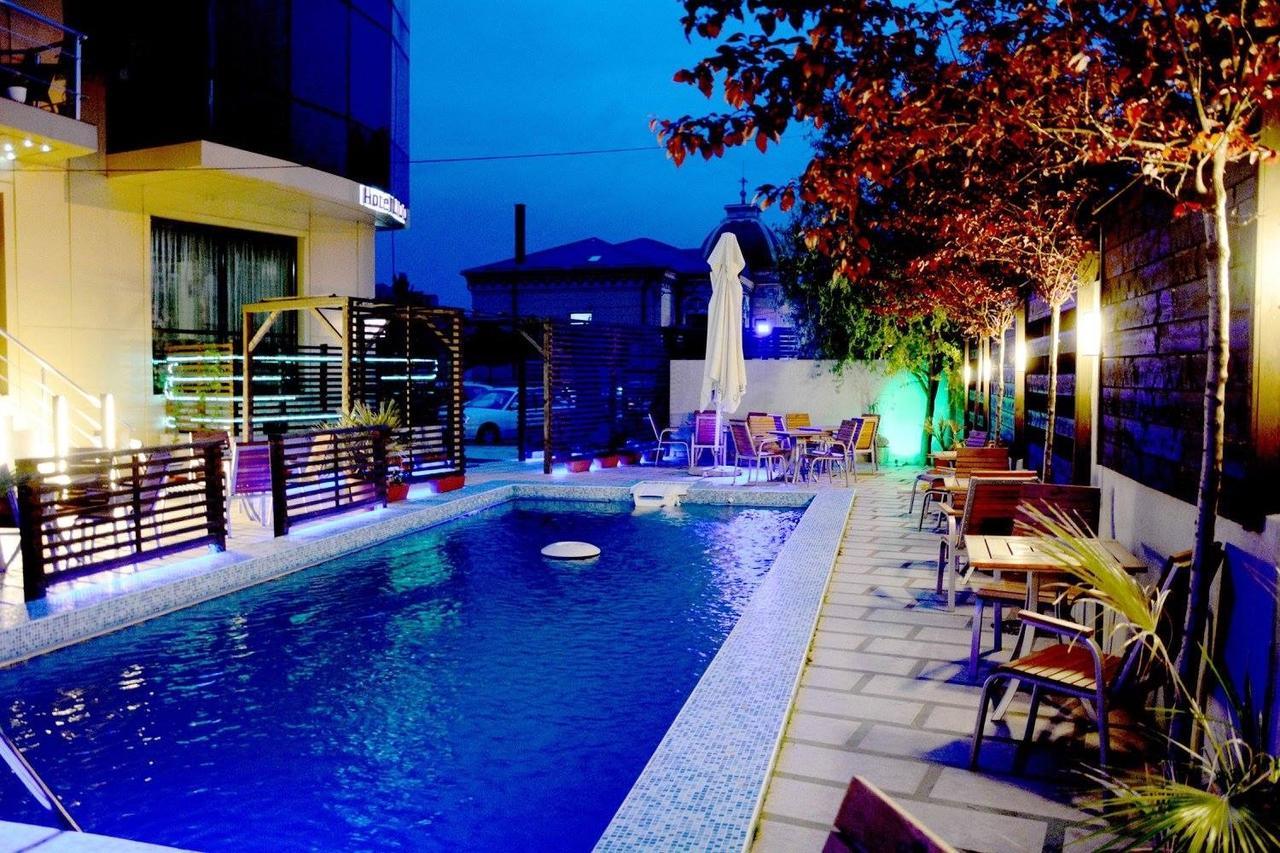Hotel Lido Крайова Экстерьер фото